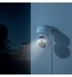 4K PoE Camera with Automatic Tracking - Intelligent Detection / 8MP / 3X Optical Zoom /Spotlight / IP64 (Reolink E1 Outdoor PoE)