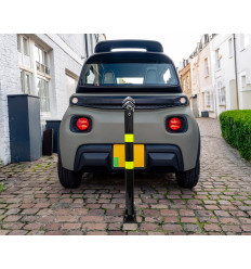 810 Black Fold Down Parking Post with 2 Reflective HI-VIS Bands (001-** K/D, 001-** K/A).